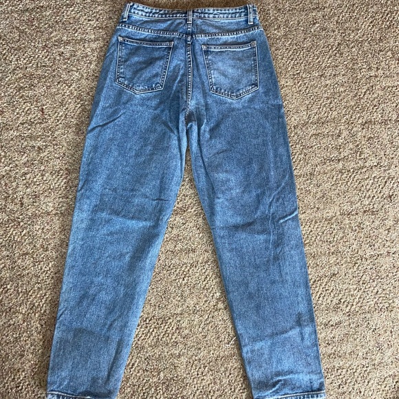 Jeans - Picture 2 of 5